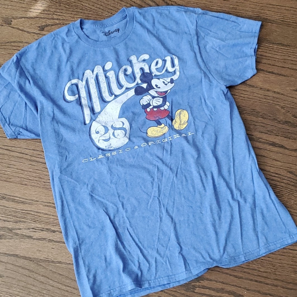 Men's Graphic Disney Tee Size Large